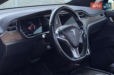Внедорожник / Кроссовер Tesla Model X 2017 в 