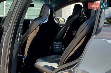 Позашляховик / Кросовер Tesla Model X 2016 в 