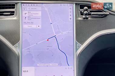 Позашляховик / Кросовер Tesla Model X 2016 в 