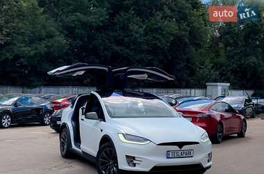 Внедорожник / Кроссовер Tesla Model X 2019 в 