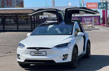 Позашляховик / Кросовер Tesla Model X 2020 в 