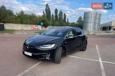 Позашляховик / Кросовер Tesla Model X 2017 в 