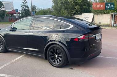 Позашляховик / Кросовер Tesla Model X 2017 в 