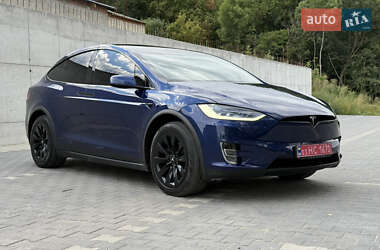 Внедорожник / Кроссовер Tesla Model X 2019 в 