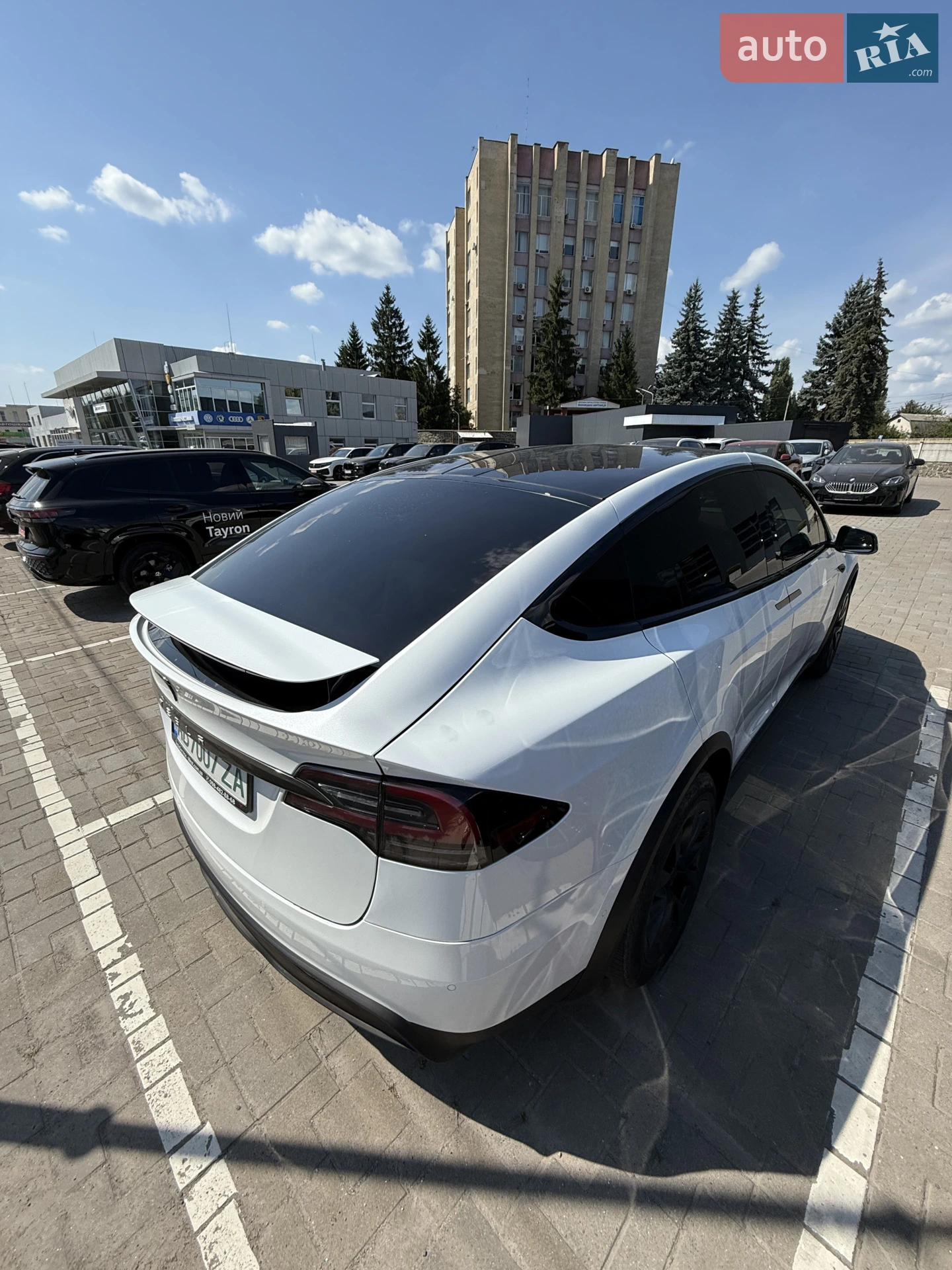 2022 Tesla Model X - мініатюра 13
