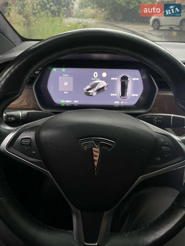 Позашляховик / Кросовер Tesla Model X 2020 в Києві