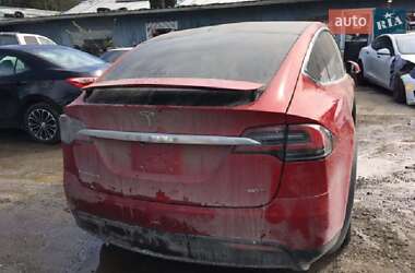 Внедорожник / Кроссовер Tesla Model X 2016 в 