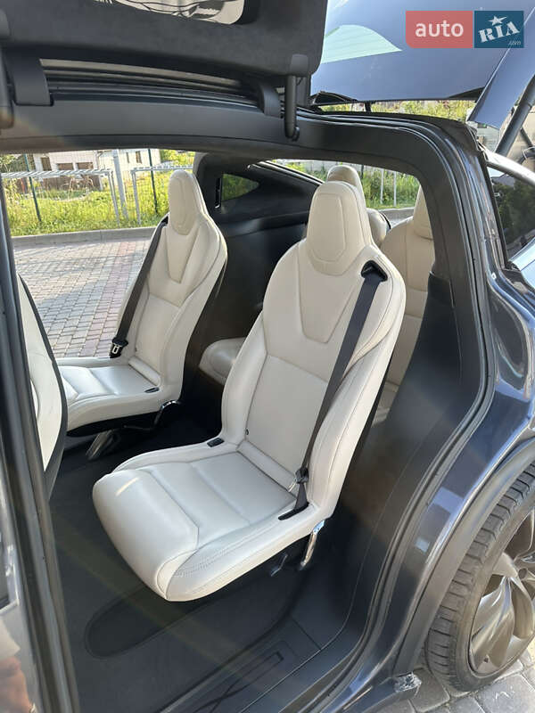 Позашляховик / Кросовер Tesla Model X 2019 в Івано-Франківську фото 14 Позашляховик / Кросовер Tesla Model X 2019 в Івано-Франківську