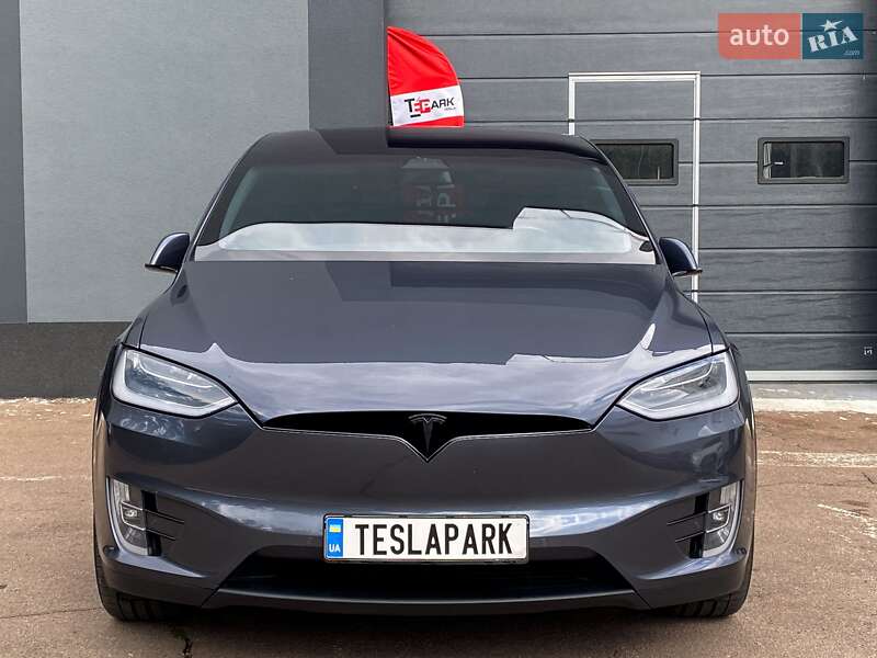 Позашляховик / Кросовер Tesla Model X 2019 в Києві