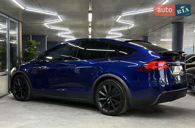Позашляховик / Кросовер Tesla Model X 2022 в 