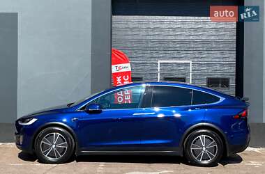 Внедорожник / Кроссовер Tesla Model X 2017 в 