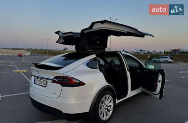 Внедорожник / Кроссовер Tesla Model X 2018 в 
