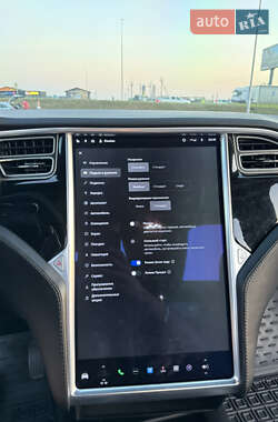 Внедорожник / Кроссовер Tesla Model X 2018 в 