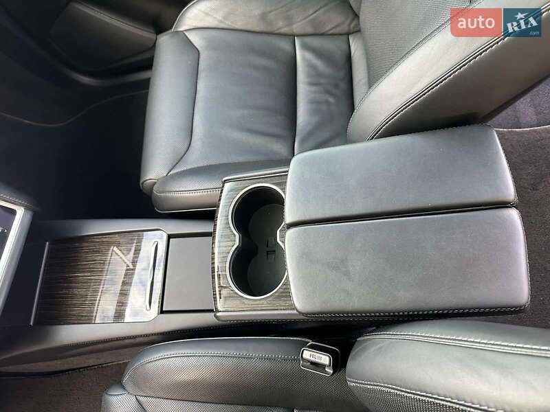 Внедорожник / Кроссовер Tesla Model X 2016 в Киеве фото 23 Внедорожник / Кроссовер Tesla Model X 2016 в Киеве