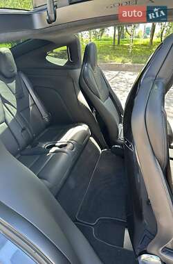 Позашляховик / Кросовер Tesla Model X 2016 в Києві