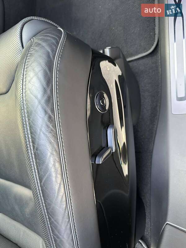 Внедорожник / Кроссовер Tesla Model X 2016 в Киеве фото 27 Внедорожник / Кроссовер Tesla Model X 2016 в Киеве