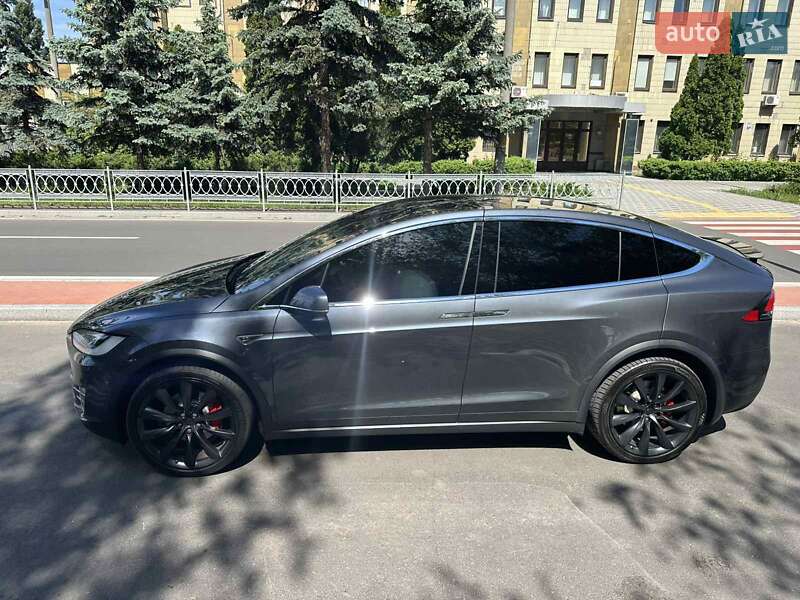 Внедорожник / Кроссовер Tesla Model X 2016 в Киеве фото 42 Внедорожник / Кроссовер Tesla Model X 2016 в Киеве