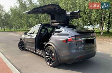 Внедорожник / Кроссовер Tesla Model X 2016 в 