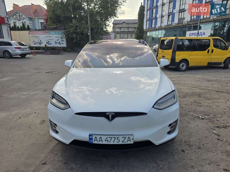 Tesla Model X 2016