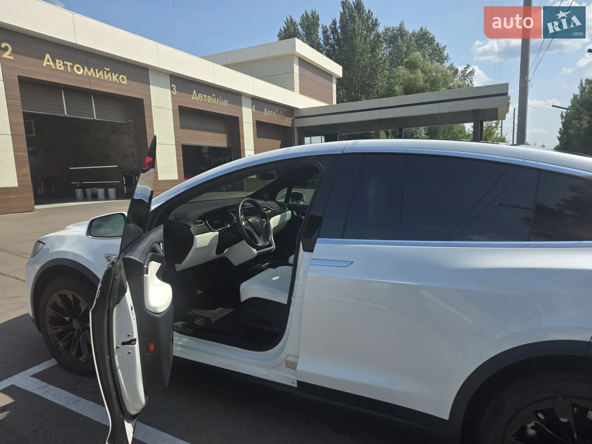 2016 Tesla Model X - мініатюра 10