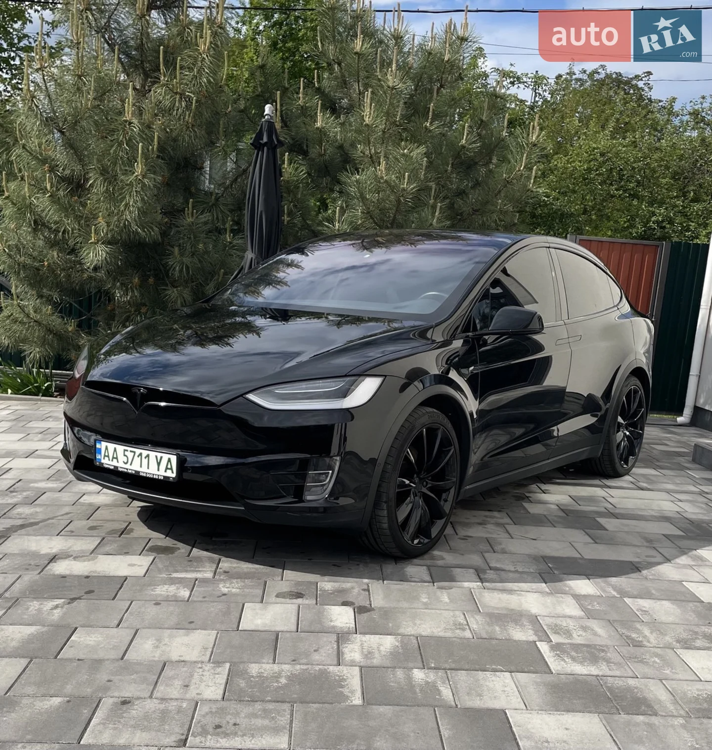 2020 Tesla Model X - фото 1