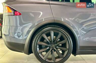 Позашляховик / Кросовер Tesla Model X 2018 в 