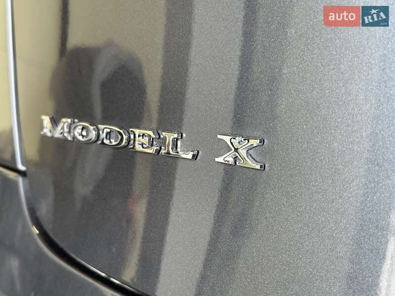 Внедорожник / Кроссовер Tesla Model X 2018 в Львове