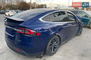 Внедорожник / Кроссовер Tesla Model X 2016 в 
