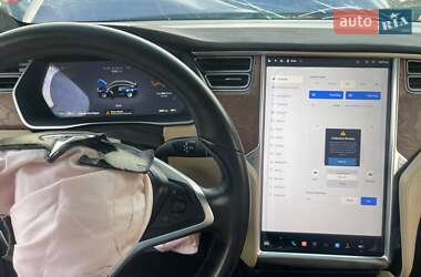 Внедорожник / Кроссовер Tesla Model X 2016 в 