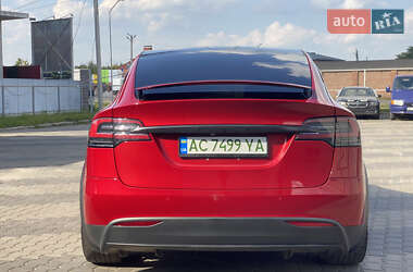 Позашляховик / Кросовер Tesla Model X 2016 в 