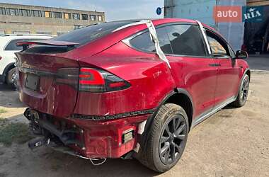 Позашляховик / Кросовер Tesla Model X 2023 в 
