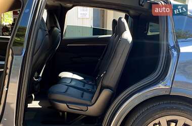 Позашляховик / Кросовер Tesla Model X 2022 в 