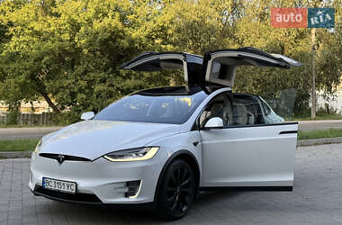 Позашляховик / Кросовер Tesla Model X 2018 в Львові