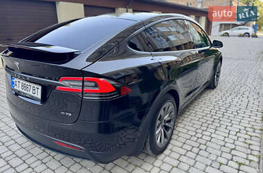 Позашляховик / Кросовер Tesla Model X 2018 в 