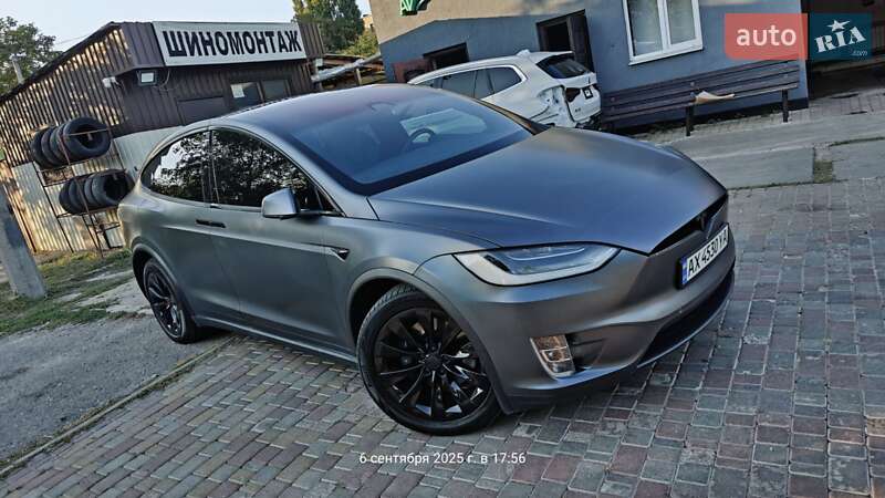 Внедорожник / Кроссовер Tesla Model X 2020 в 