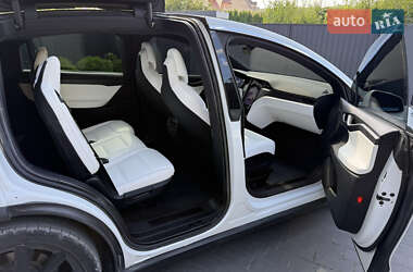 Позашляховик / Кросовер Tesla Model X 2018 в 