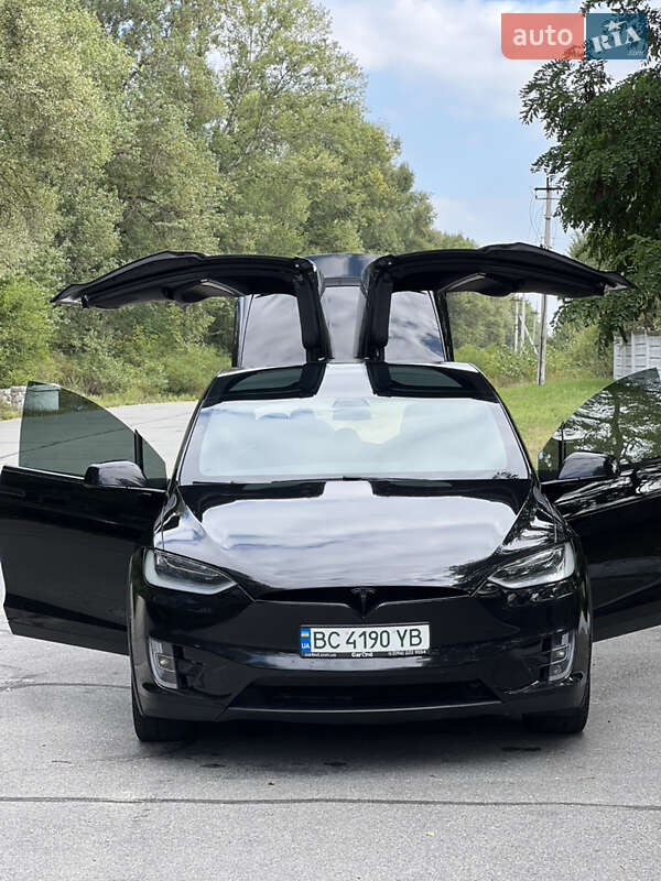 Внедорожник / Кроссовер Tesla Model X 2017 в Кременчуге