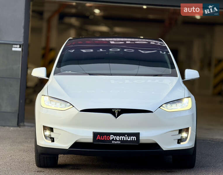 Позашляховик / Кросовер Tesla Model X 2019 в Харкові