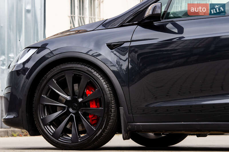 Позашляховик / Кросовер Tesla Model X 2024 в Львові