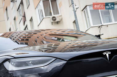 Внедорожник / Кроссовер Tesla Model X 2024 в 
