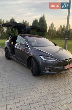 Внедорожник / Кроссовер Tesla Model X 2016 в Коростене