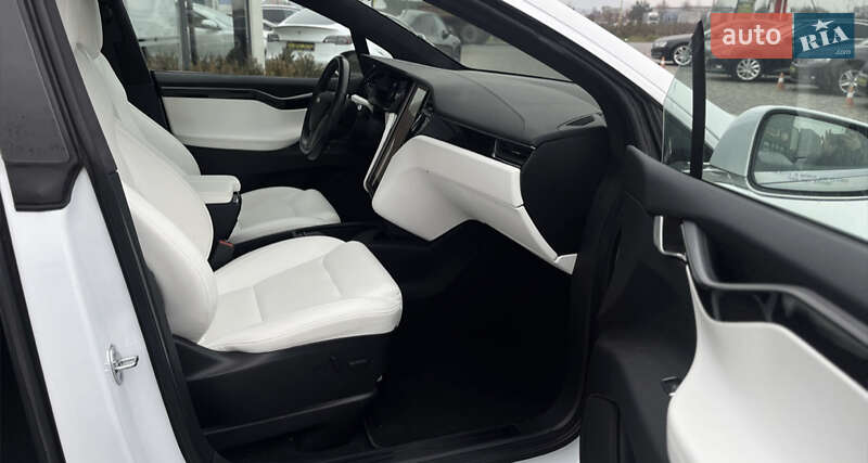 Внедорожник / Кроссовер Tesla Model X 2019 в Ужгороде фото 10 Внедорожник / Кроссовер Tesla Model X 2019 в Ужгороде