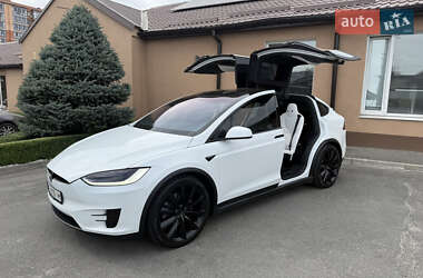 Позашляховик / Кросовер Tesla Model X 2018 в Дніпрі