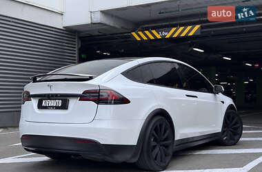 Позашляховик / Кросовер Tesla Model X 2020 в 