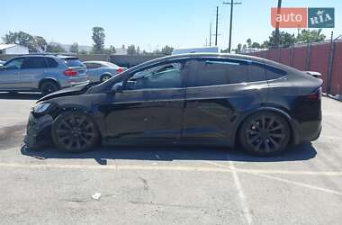 Позашляховик / Кросовер Tesla Model X 2023 в 