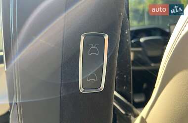 Внедорожник / Кроссовер Tesla Model X 2021 в 