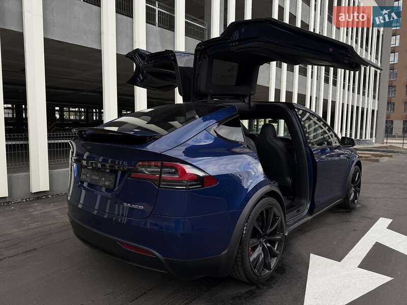 Позашляховик / Кросовер Tesla Model X 2020 в Києві