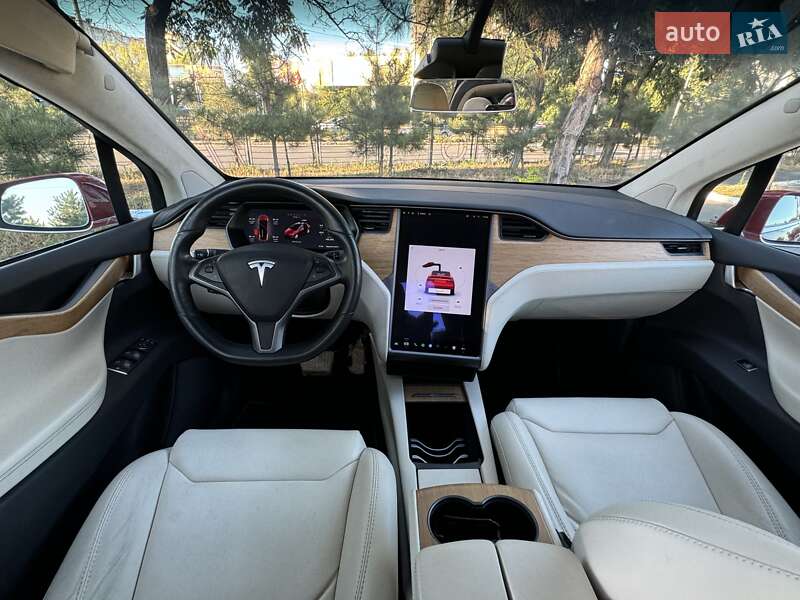 Позашляховик / Кросовер Tesla Model X 2018 в Одесі
