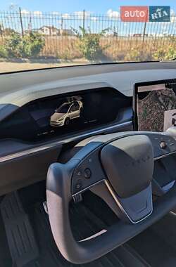 Позашляховик / Кросовер Tesla Model X 2022 в 
