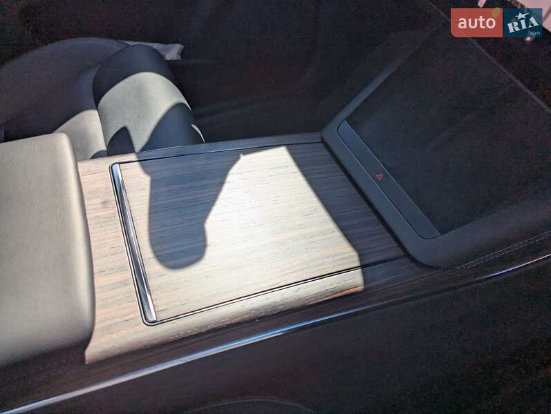 Внедорожник / Кроссовер Tesla Model X 2022 в Одессе